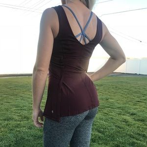 Lululemon scoop neck top